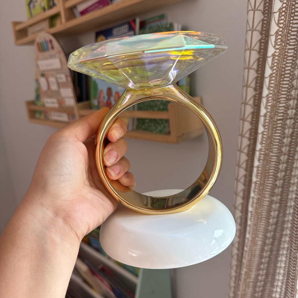 Bath & Body Works Gold and White Candle Holder